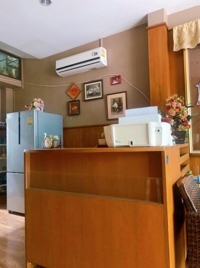 Ying Hostel Bangkok Esterno foto