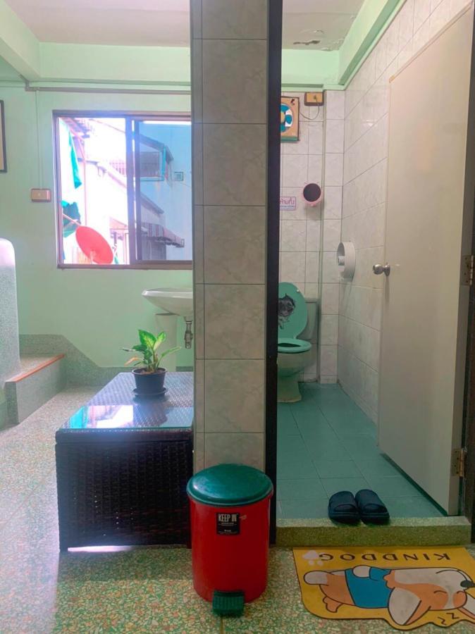 Ying Hostel Bangkok Esterno foto